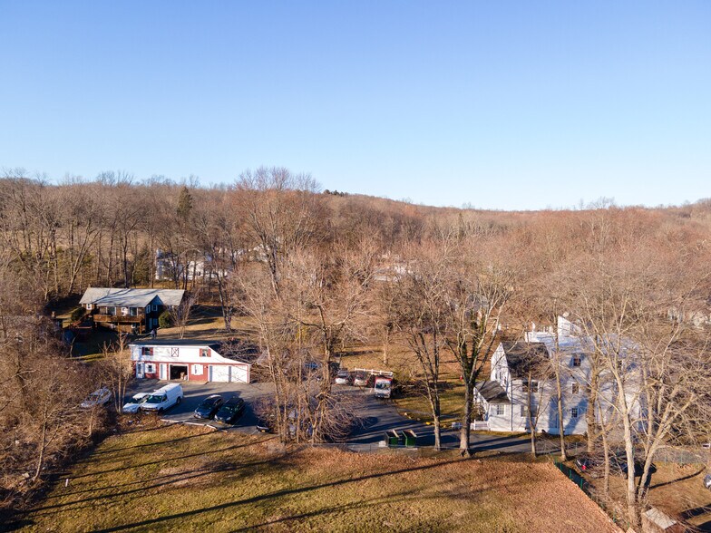 More Photos Of 5 Baker St, Mohegan Lake Apartments For Sale