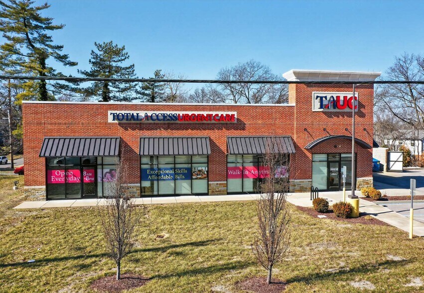 More Photos Of 915 N Kirkwood Rd, Kirkwood Medical For Lease