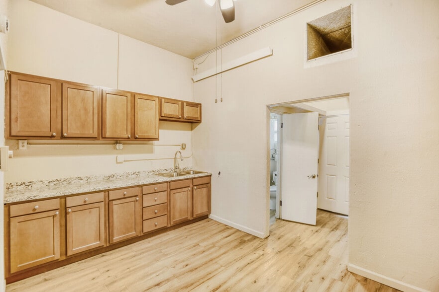 More Photos Of 248 E 4th St, Loveland Apartments For Sale