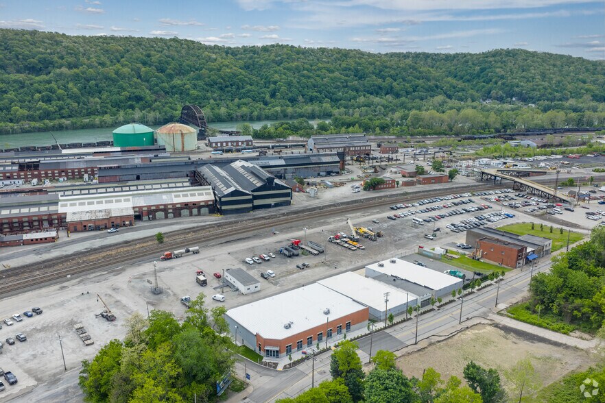 More Photos Of 296 State St, Clairton Light Distribution For Sale