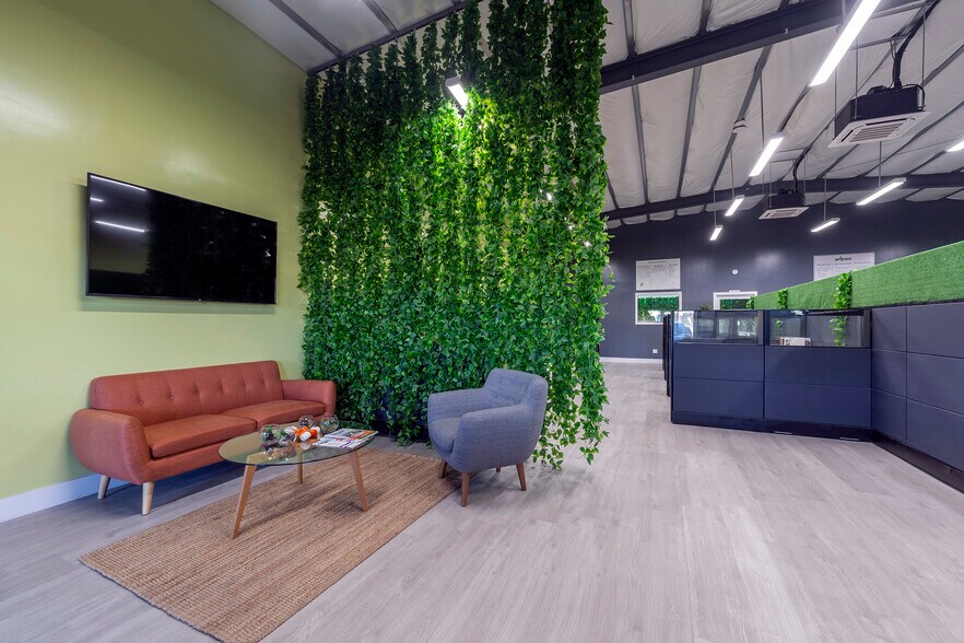 More Photos Of 2075 N Twin Oaks Valley Rd, San Marcos Garden Center For Lease