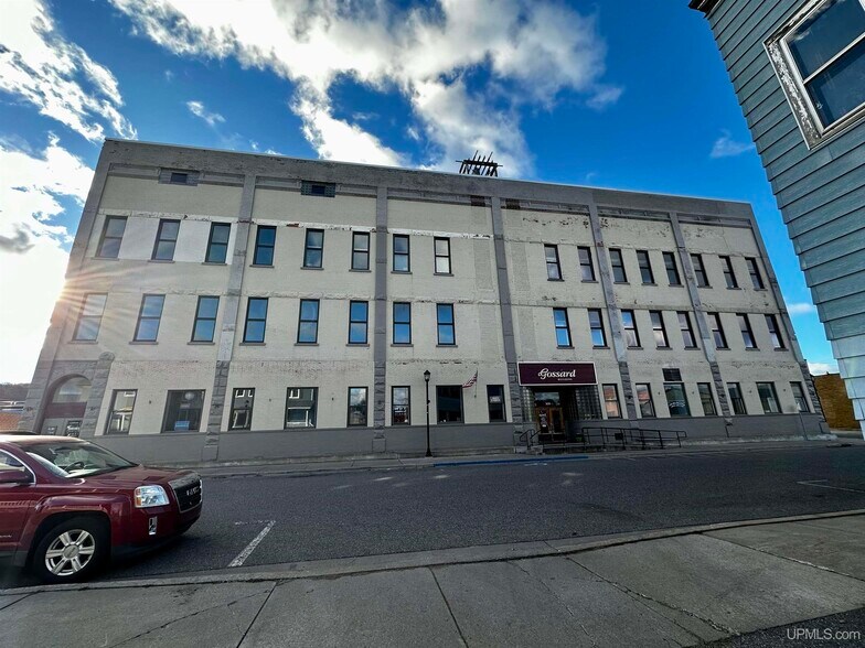 More Photos Of 308 Cleveland Ave, Ishpeming Medical For Sale