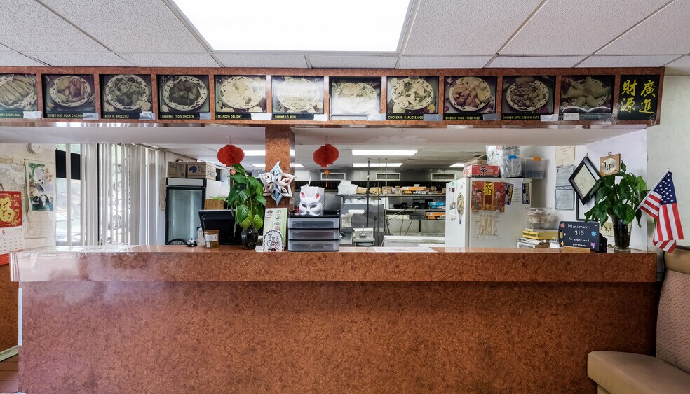 More Photos Of 835 Glenside Ave, Wyncote Unknown For Sale