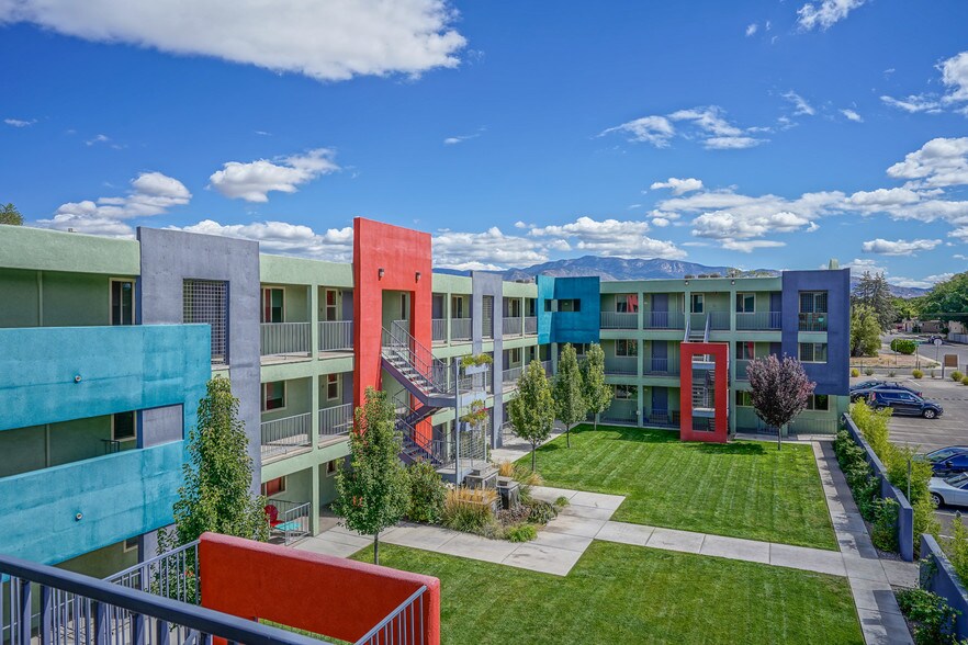 More Photos Of 4805 Marquette Ave NE, Albuquerque Apartments For Sale