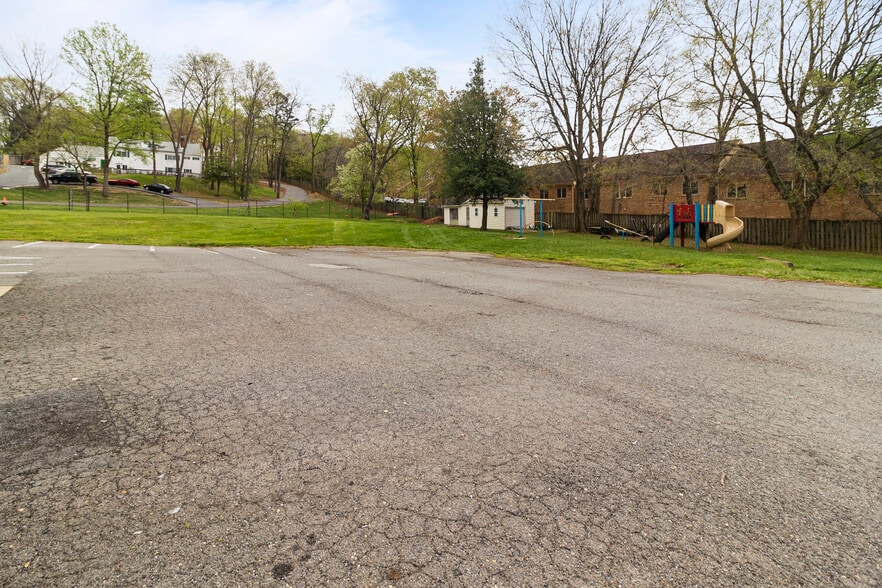 More Photos Of 5001 Backlick Rd, Annandale Religious Facility For Sale