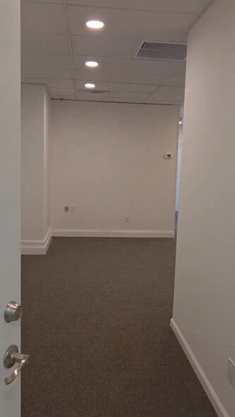 Primary Photo Of 144 Washington St, Newark Storefront Retail Office For Lease