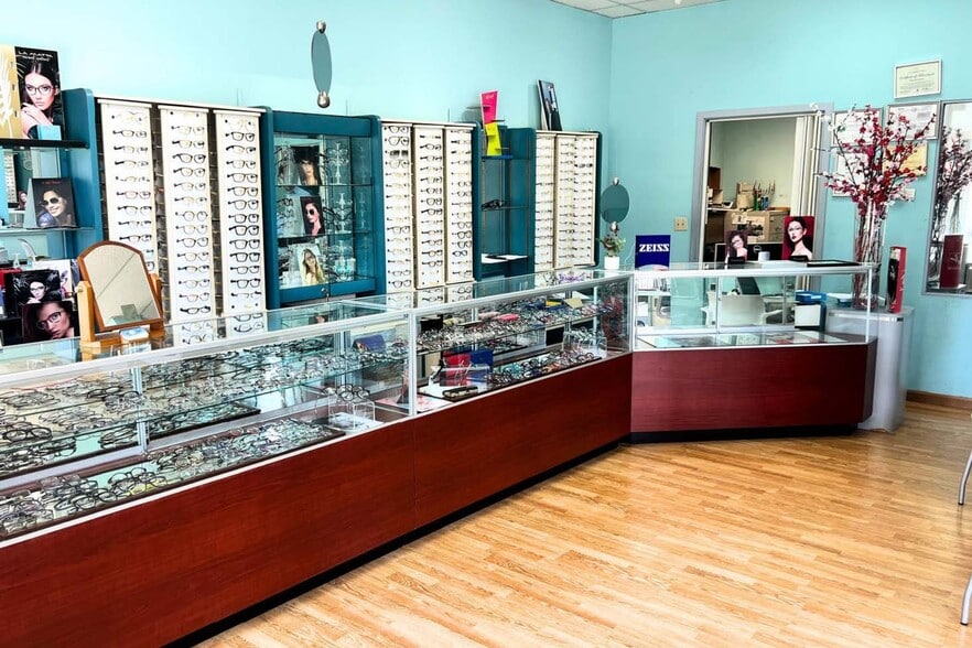 More Photos Of 2186 Geary Blvd, San Francisco Medical For Sale