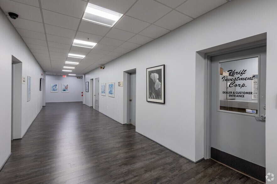 More Photos Of 720 King Georges Post Rd, Fords Office For Lease