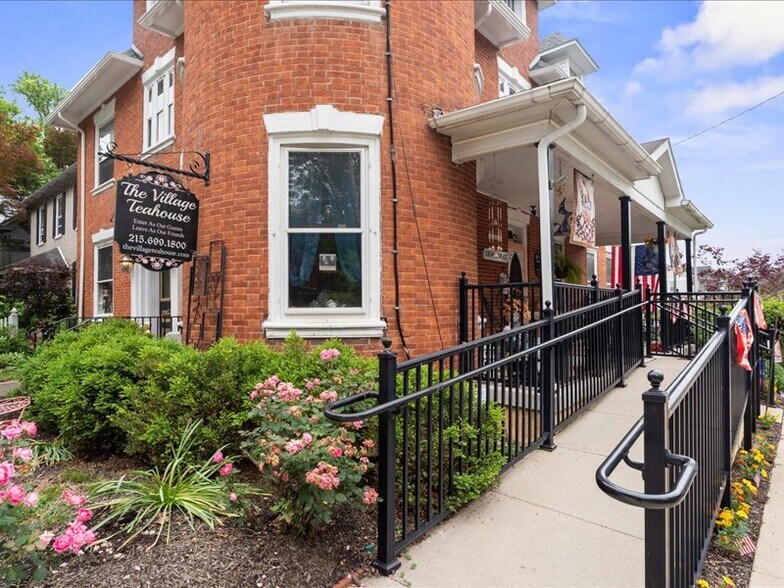 More Photos Of 1919 W Point Pike, Lansdale Freestanding For Sale