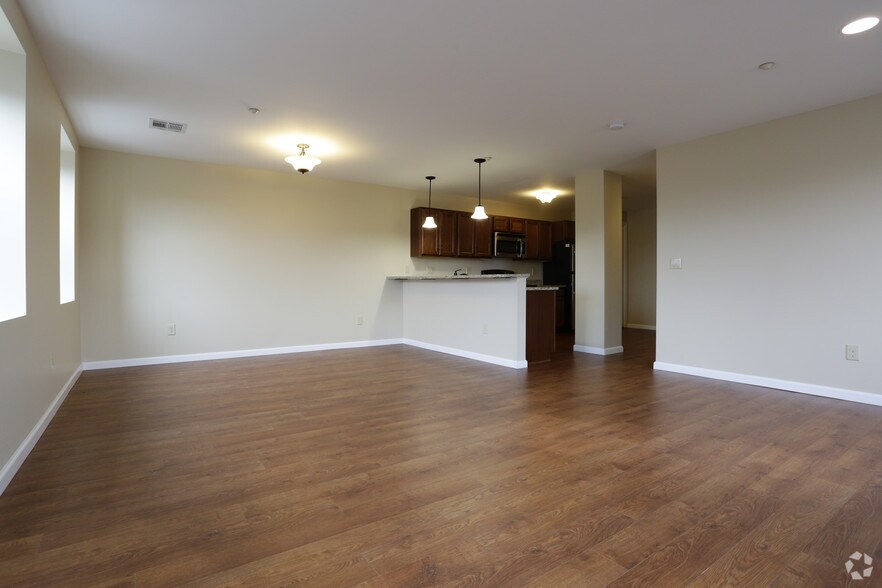 More Photos Of 528 N New St, Bethlehem Apartments For Sale