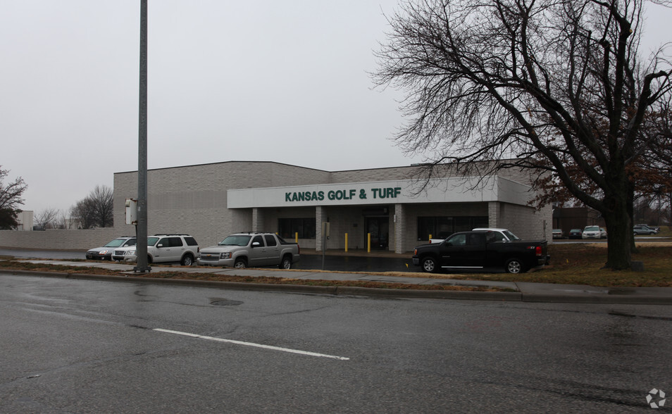 Primary Photo Of 9900 Lackman Rd, Lenexa Showroom For Sale