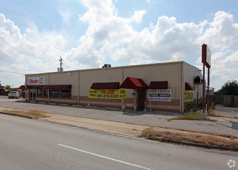 More Photos Of 6500-6502 Dixie Dr, Houston Bar For Lease