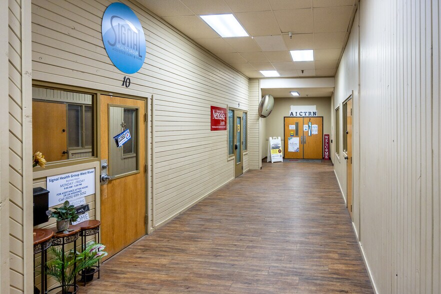 More Photos Of 909 E St Patrick St, Rapid City Storefront Retail Office For Sale