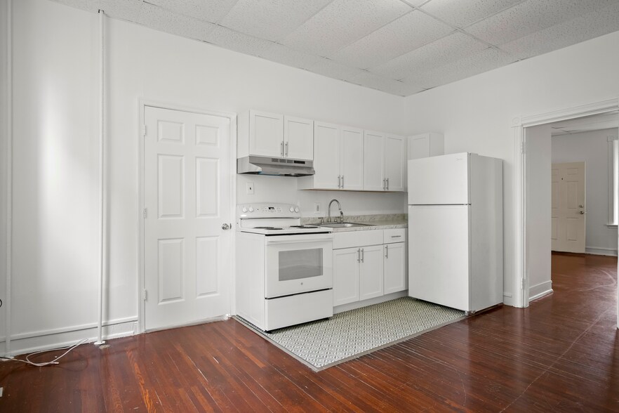 More Photos Of 24 Broadway, Hagerstown Apartments For Sale