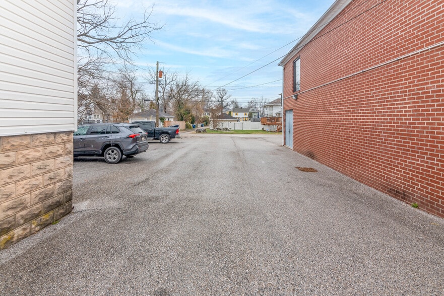 More Photos Of 4905 Liberty Heights Ave, Gwynn Oak Storefront Retail Residential For Sale