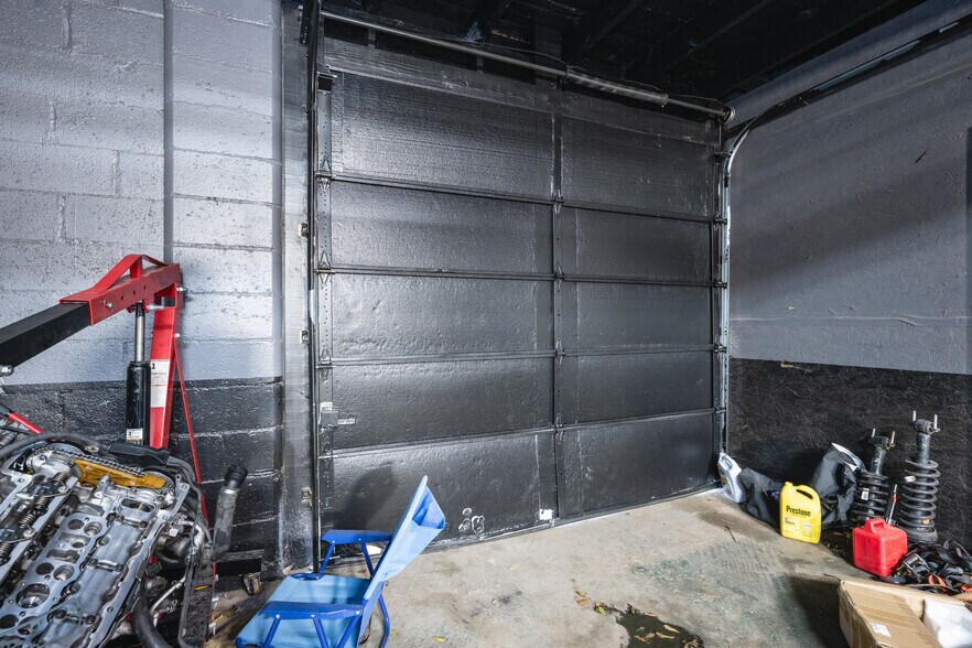 More Photos Of 872 W Main St, Spartanburg Light Manufacturing For Sale