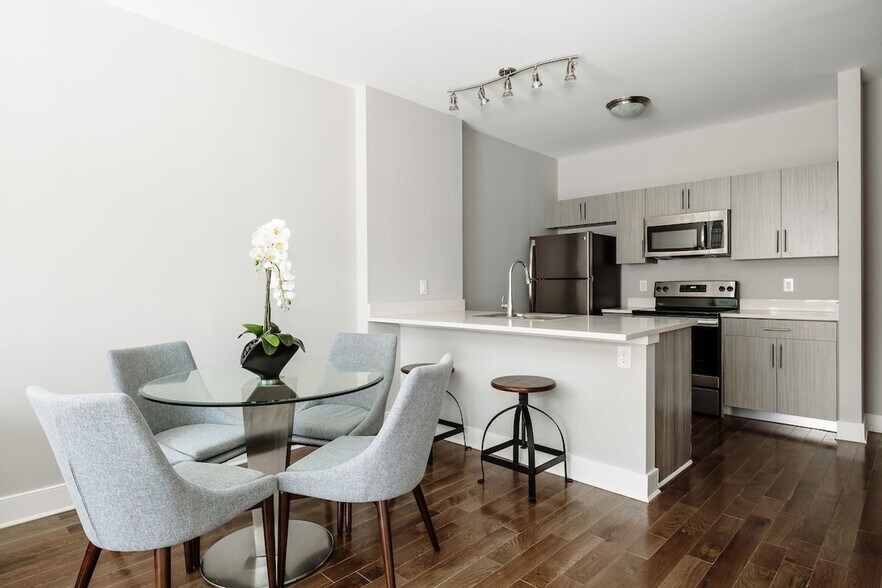 More Photos Of 240 W Westfield Ave, Roselle Park Apartments For Lease