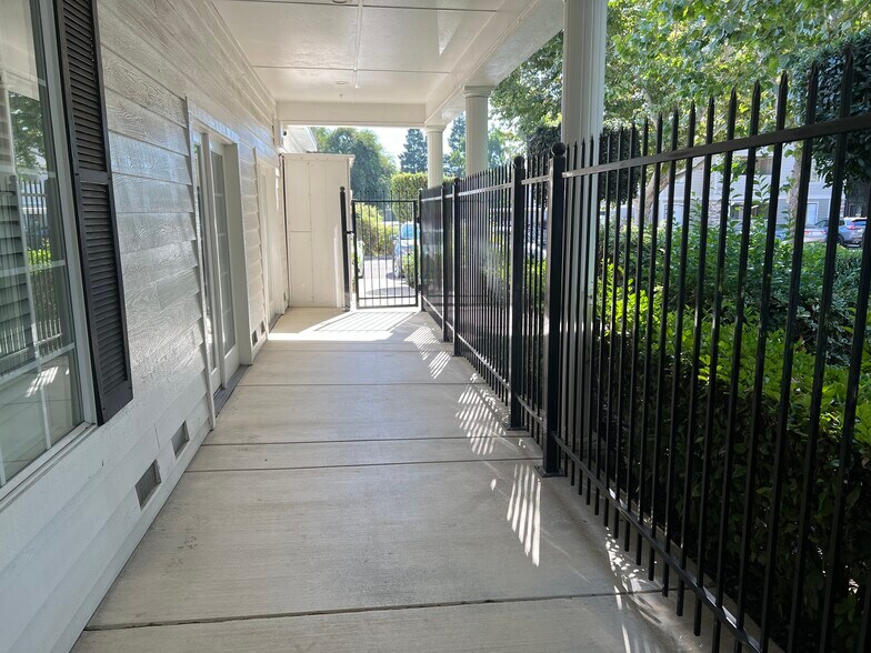 More Photos Of 2880 N Tracy Blvd, Tracy Medical For Lease