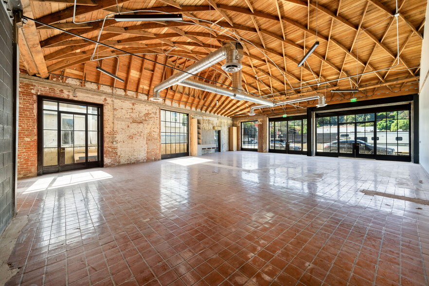 Primary Photo Of 1801 Blake Ave, Los Angeles Flex For Lease