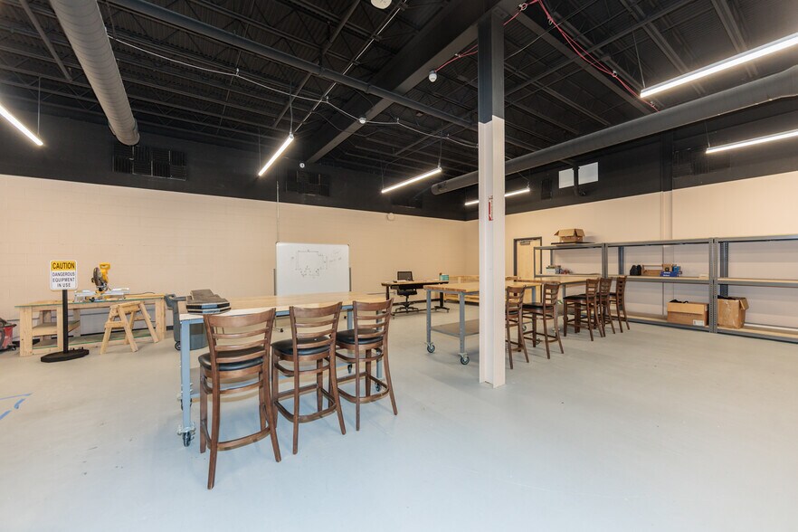 More Photos Of 8555-8735 Day Dr, Parma General Retail For Sale