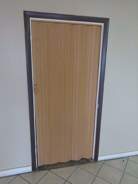 More Photos Of 2116 Fry Rd, Houston Auto Repair For Sale