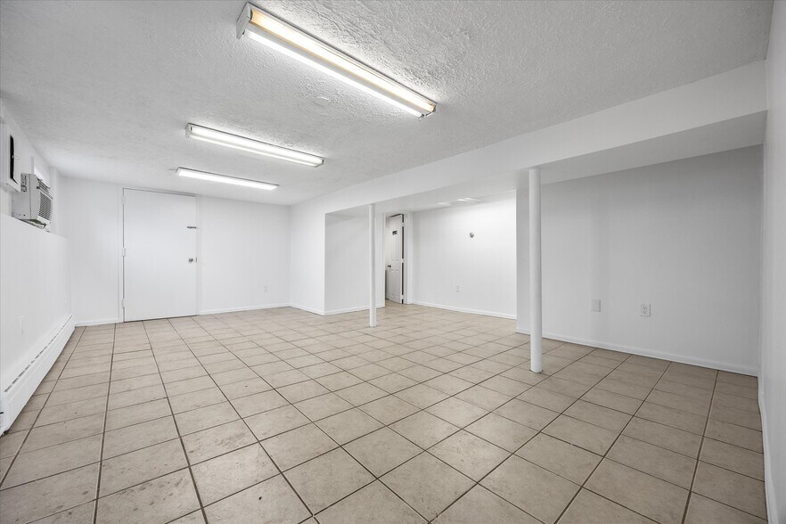 More Photos Of 57-59 Maspeth Ave, Maspeth Warehouse For Lease