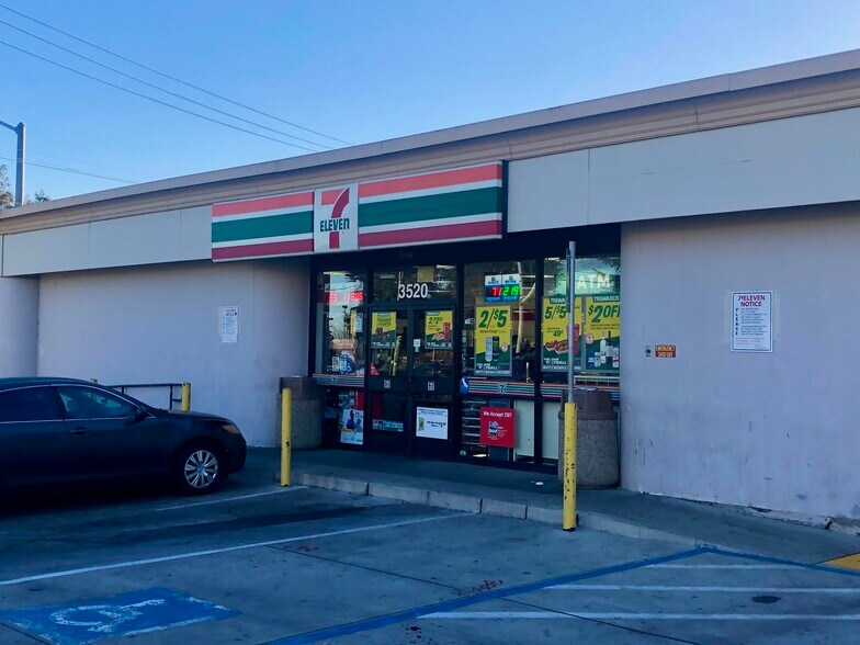 More Photos Of 3520 Pacheco Blvd, Martinez Service Station For Sale