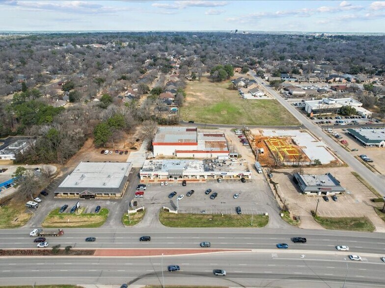 More Photos Of 713 W Southwest Loop 323, Tyler Freestanding For Sale