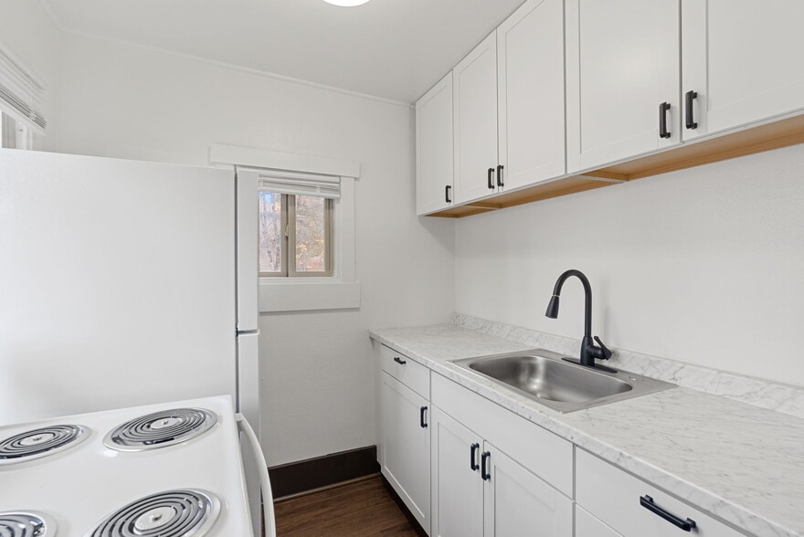 More Photos Of 2002 W 8th Ave, Spokane Multifamily For Sale