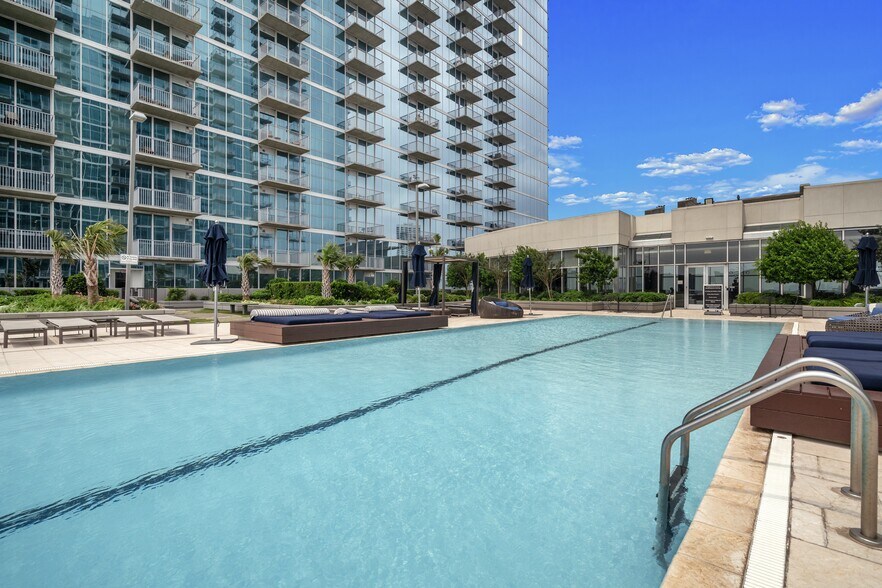 More Photos Of 5927 Almeda Rd, Houston Apartments For Lease