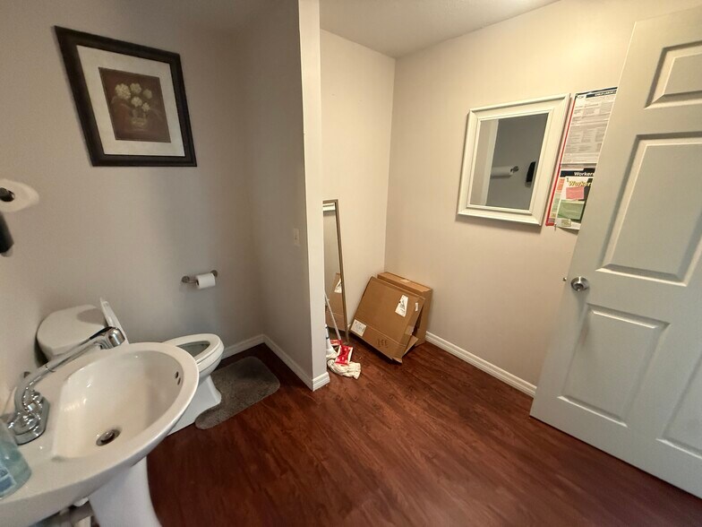 More Photos Of 528 S 8th St, Fernandina Beach Unknown For Lease