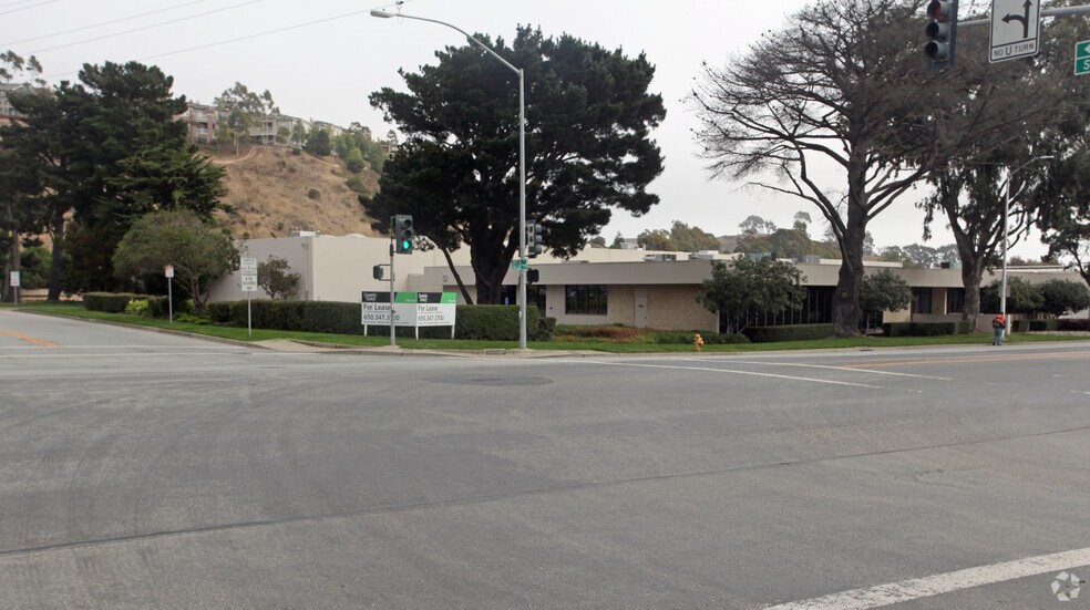Primary Photo Of 380 Valley Dr, Brisbane Warehouse For Lease