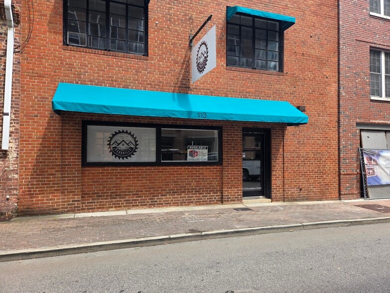 Primary Photo Of 113 Donaldson St, Fayetteville Storefront Retail Residential For Sale