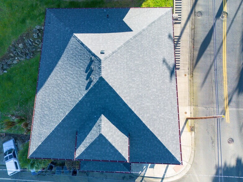 More Photos Of 811 Franklin Ave, Astoria Multifamily For Sale