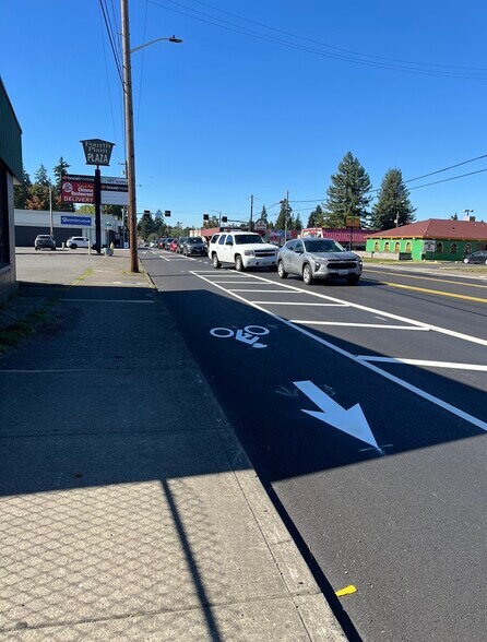 More Photos Of 2513-2619 E Fourth Plain Blvd, Vancouver Restaurant For Lease