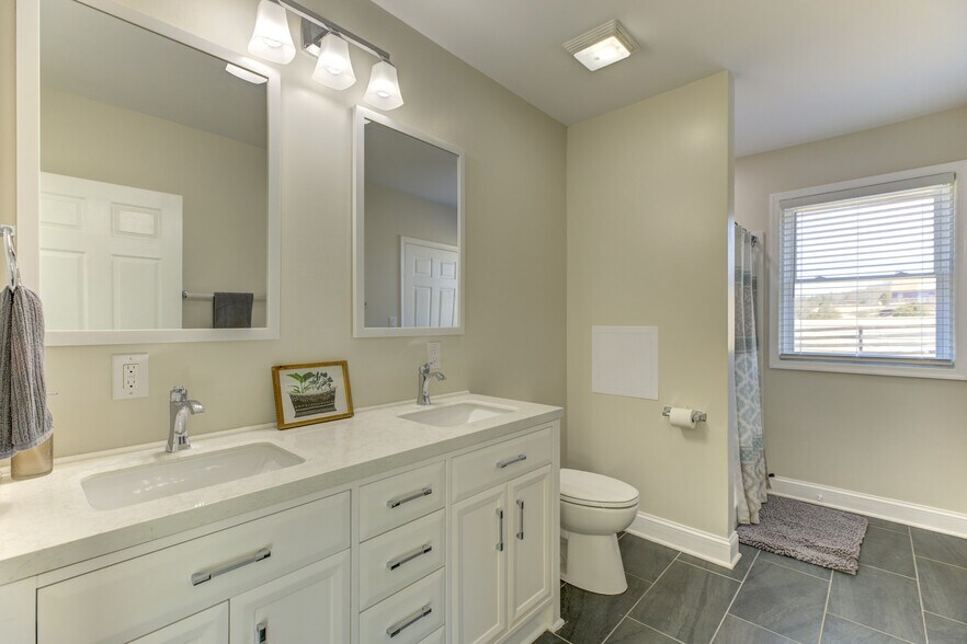 More Photos Of 1565 Seven Fountains Rd, Fort Valley Specialty For Sale