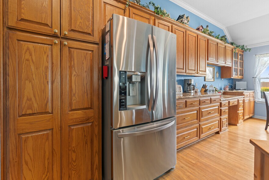 More Photos Of 414 County Road 437, Eddy Service For Sale