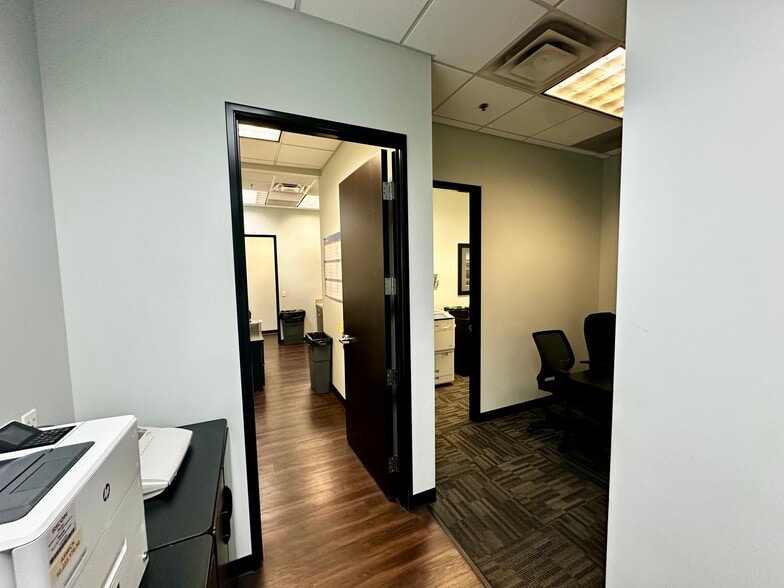 More Photos Of 17100 N 67th Ave, Glendale Office For Sale
