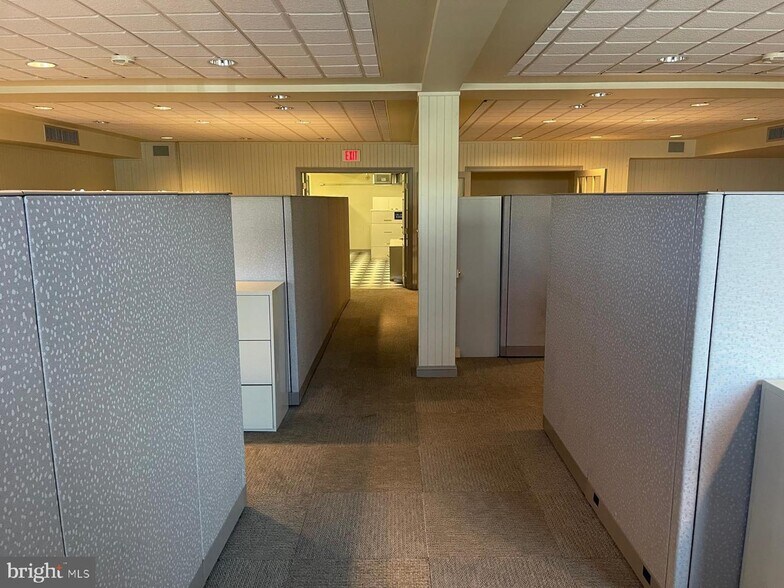 More Photos Of 106 York Rd, Jenkintown Office Residential For Sale