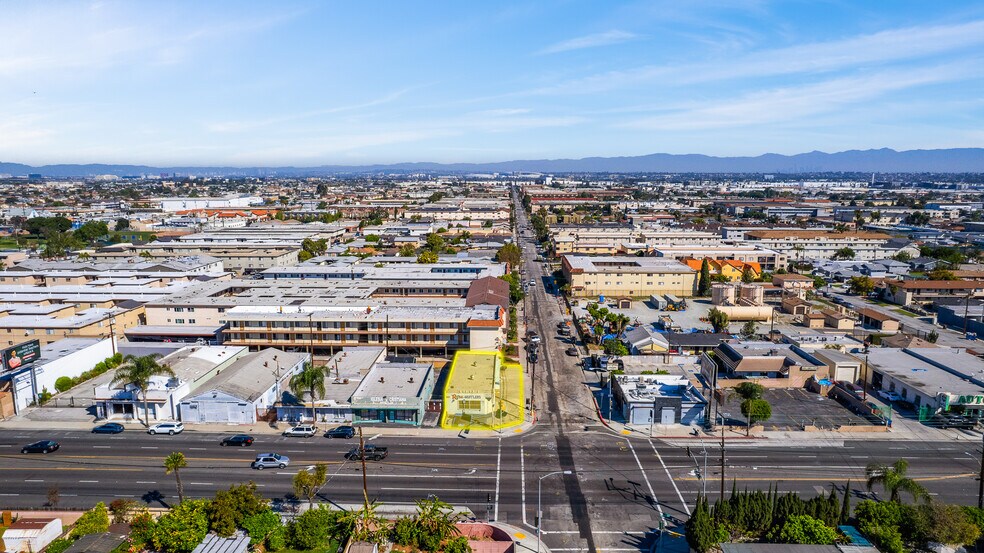More Photos Of 3801 W Rosecrans Ave, Hawthorne General Retail For Sale