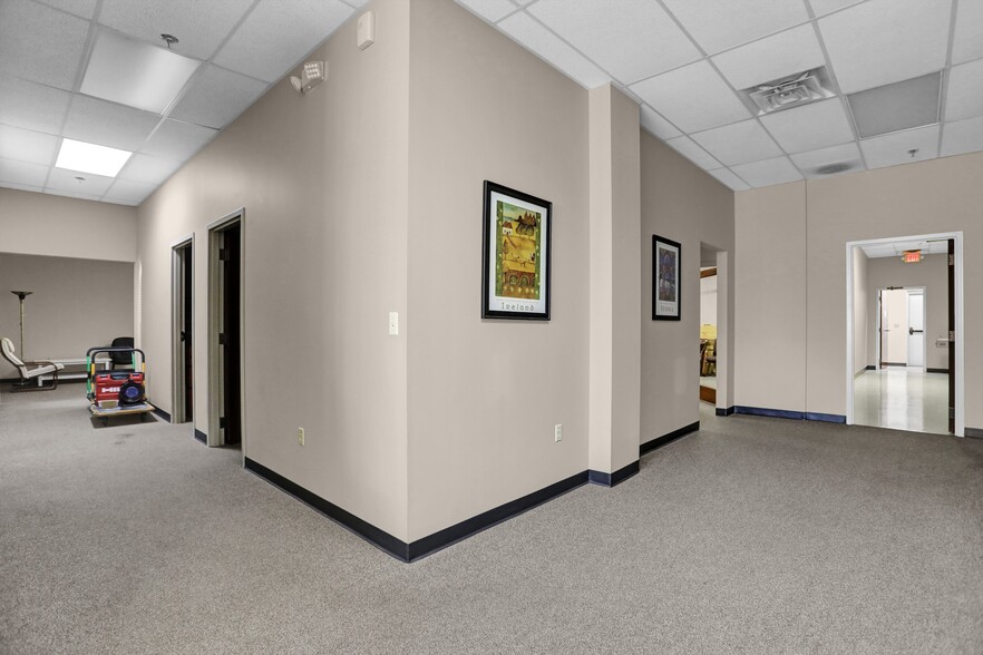 More Photos Of 7375 Adrianne Pl, Bartlett Light Distribution For Sale