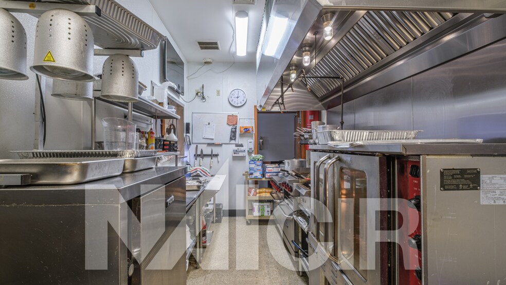 More Photos Of 311 2nd St, Highspire Restaurant For Lease