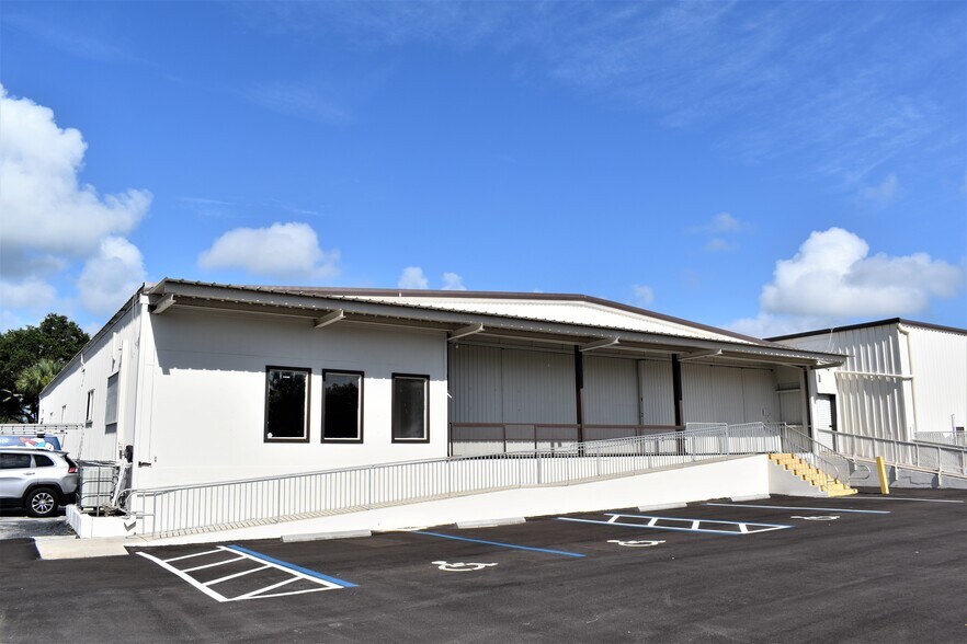 Primary Photo Of 2800 US Highway 1, Vero Beach Industrial For Lease