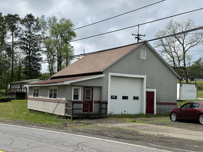 Primary Photo Of 1642-1646 PA-307, Lake Winola Auto Repair For Sale