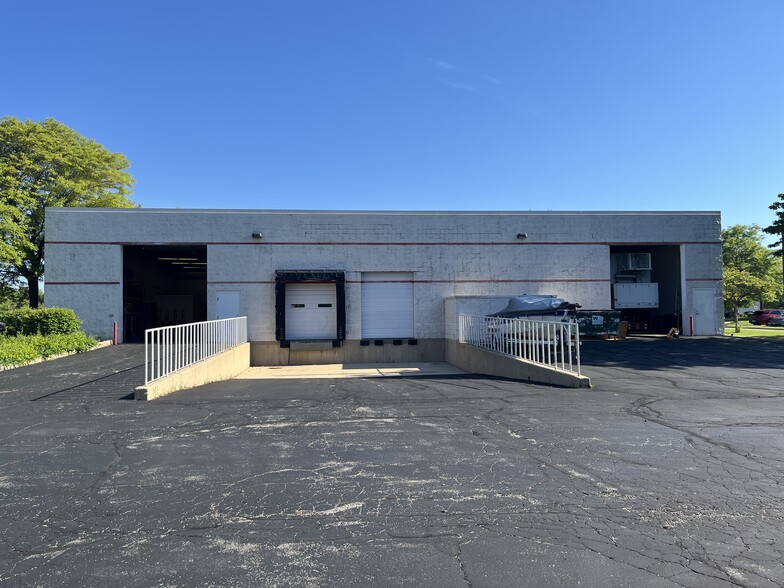 More Photos Of 3695 Prairie Lake Ct, Aurora Warehouse For Sale