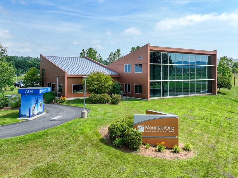 Primary Photo Of 111 Silver Lake Blvd, Pittsfield Office For Sale