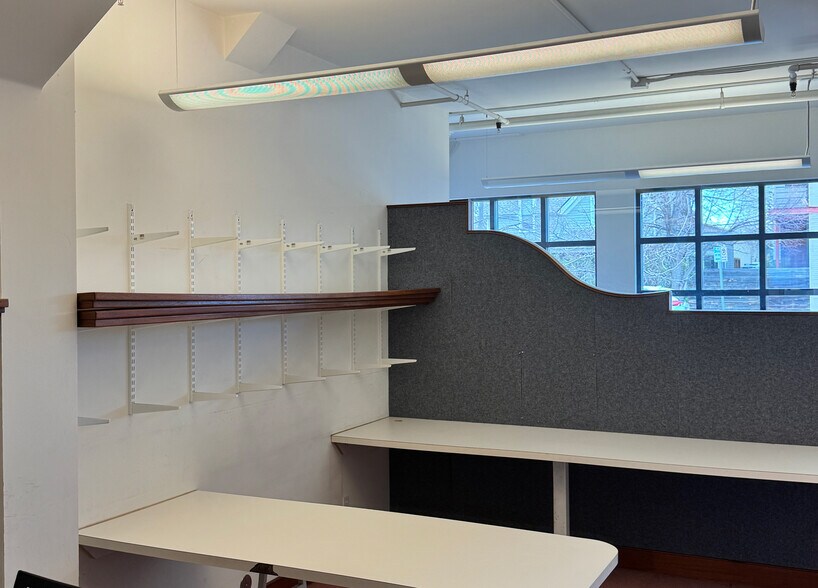 More Photos Of 2080 Pearl St, Boulder Office For Lease