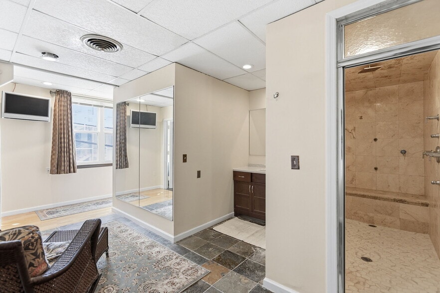 More Photos Of 96 Haarlem Ave, White Plains Office For Sale