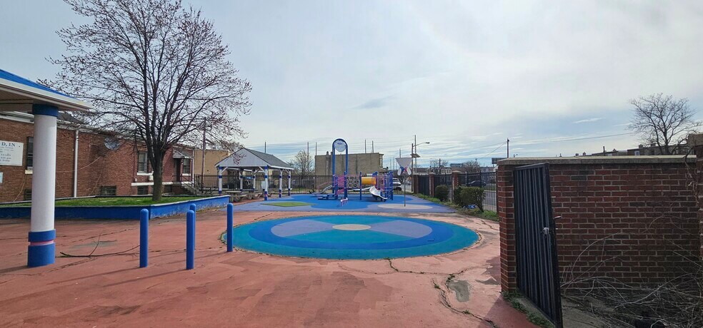 More Photos Of 400 N 9th St, Camden Daycare Center For Sale
