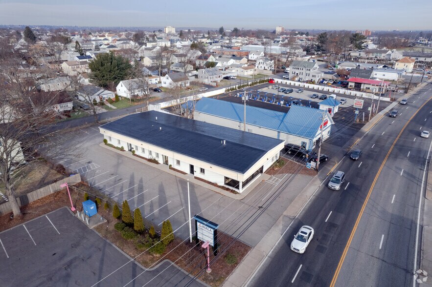More Photos Of 2253 Pawtucket Ave, East Providence Office For Lease
